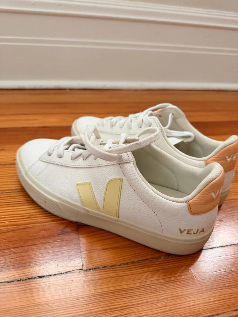 Veja Women’s White Sneakers with Pale Yellow V and Peach Heel - Picture 1 of 5